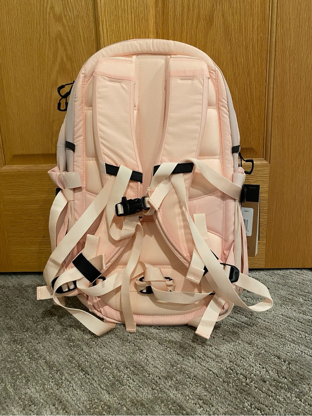 NWT The North Face Pink Salt/TNF Black Women's Recon Backpack - Picture 7 of 9